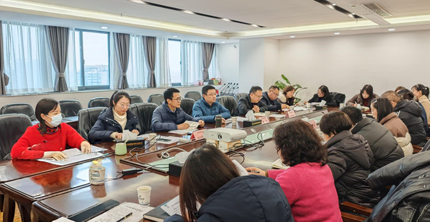 欧宝app召开委派财务经理2024年度述职会